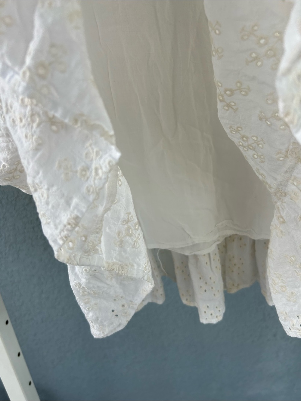 Olivaceous Off White Eyelet Babydoll Mini Dress Sz L Boho Cottagecore Tassel Tie - Picture 3 of 5